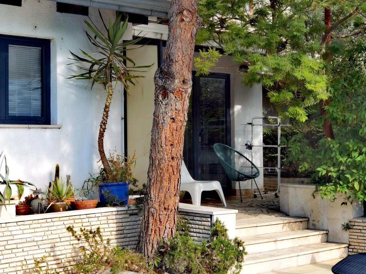 Pine And Lime Apartments พูลา ภายนอก รูปภาพ
