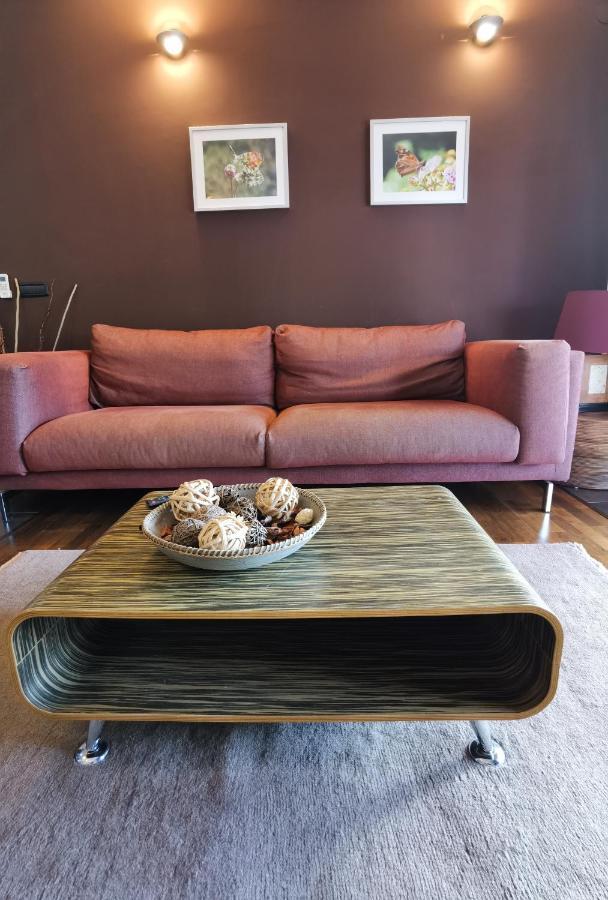 Pine And Lime Apartments พูลา ภายนอก รูปภาพ