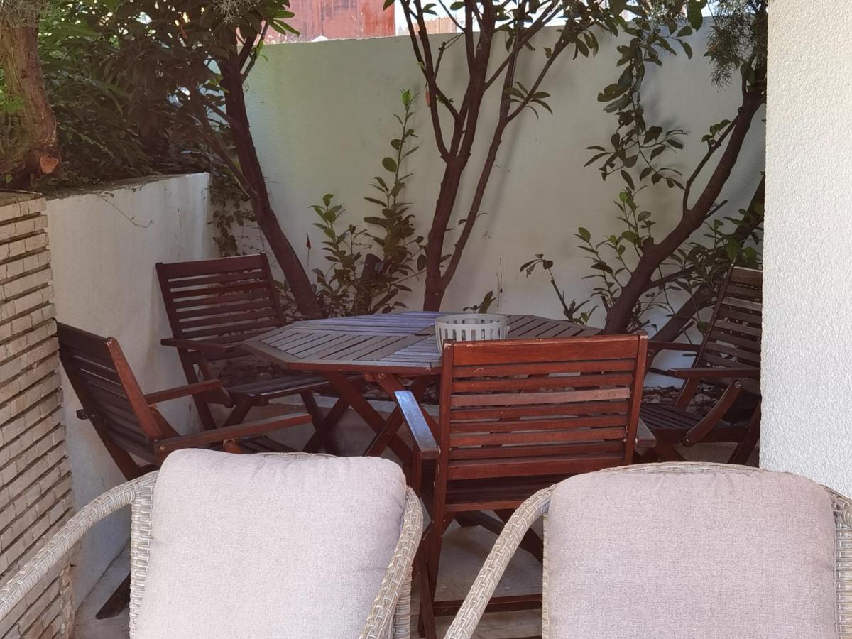 Pine And Lime Apartments พูลา ภายนอก รูปภาพ