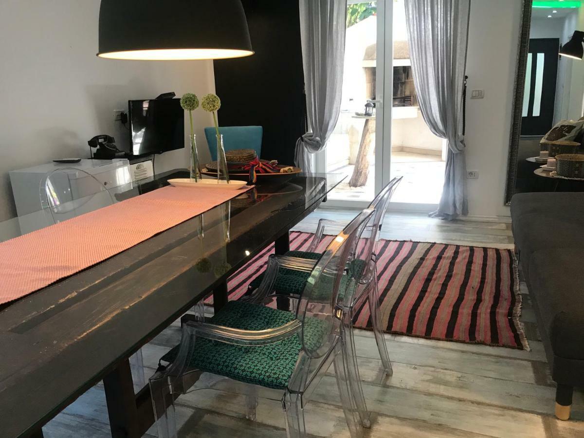 Pine And Lime Apartments พูลา ภายนอก รูปภาพ